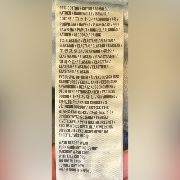 Abercrombie & Fitch Straight Leg Mid Rise Distressed Jean, Size 28/6 - Picture 8 of 12